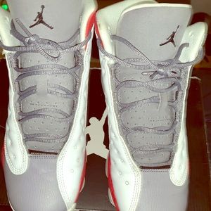 AIR JORDAN RETRO 13 ON A HOLD